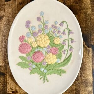 Atlantic Mold Pottery Wall Plaque, Hand-painted VINTAGE